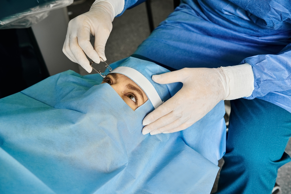 what vision problems can smile pro correct and what are its side effects or risks